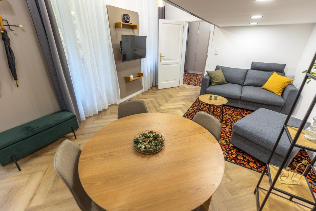 Downtown Luxury Apartment Boedapest Buitenkant foto
