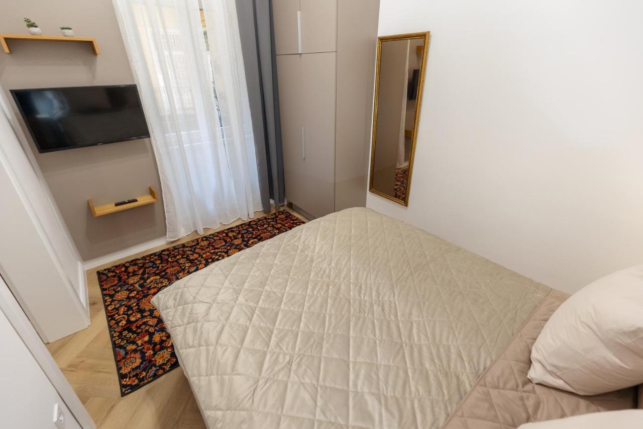 Downtown Luxury Apartment Boedapest Buitenkant foto